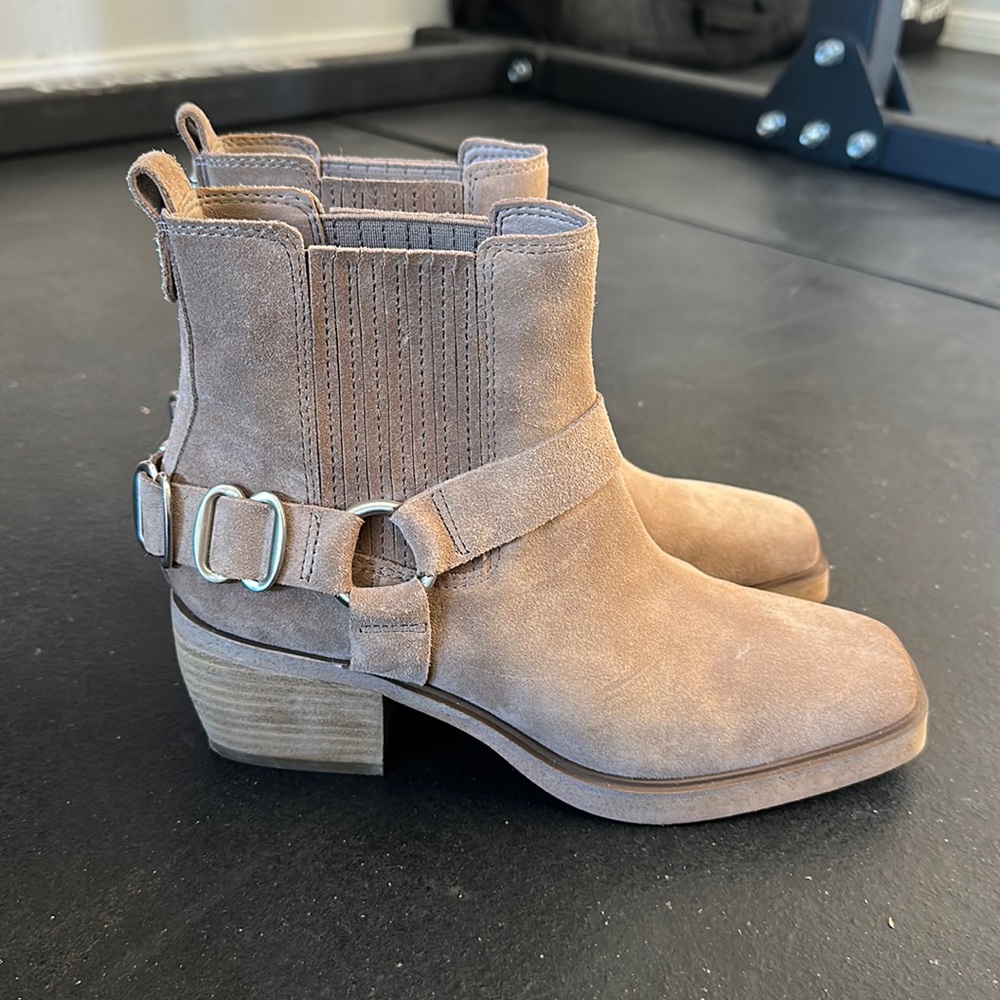 Sam Edelman Western Boots